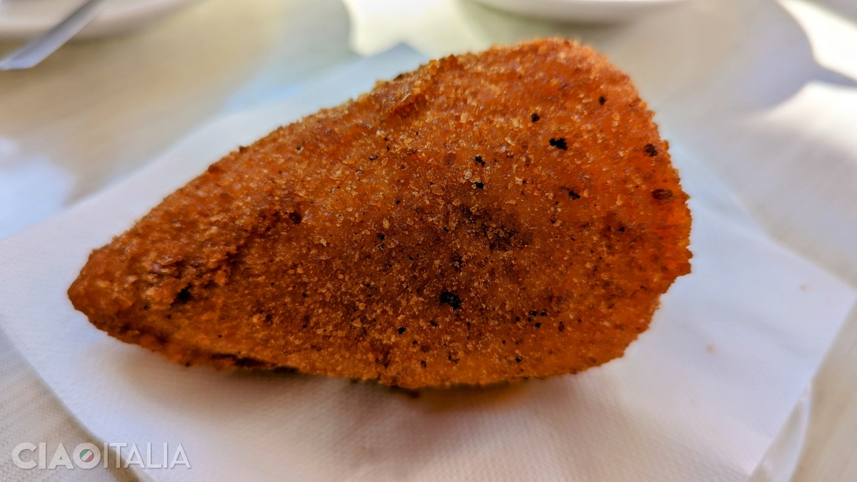In the Catania area, the "arancino" has an elongated shape.