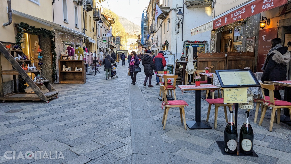 Via Sant'Anselmo is full of shops and restaurants.