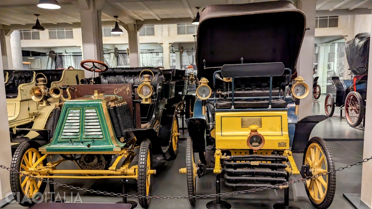 On the right: the first FIAT automobile (1899). Only four vehicles still exist today.
