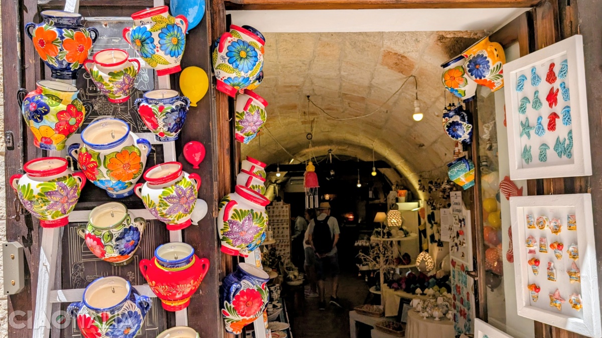 Shop selling colorful ceramics