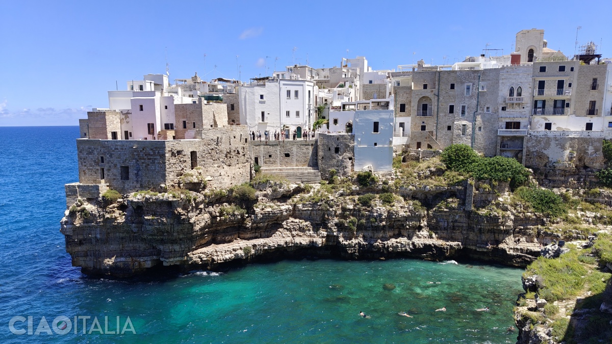 The view toward Lama Monachile and the Santo Stefano Bastion