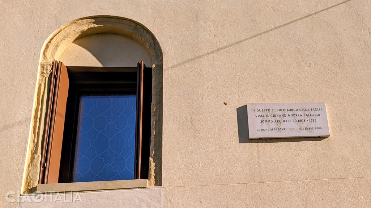 In one of the nearby houses, the architect Andrea Palladio was born.