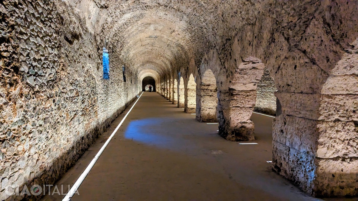 The cryptoporticus is a long-arched gallery.