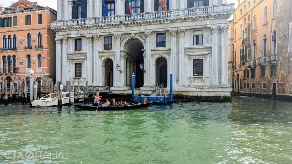 The entrance to Palazzo Grimani