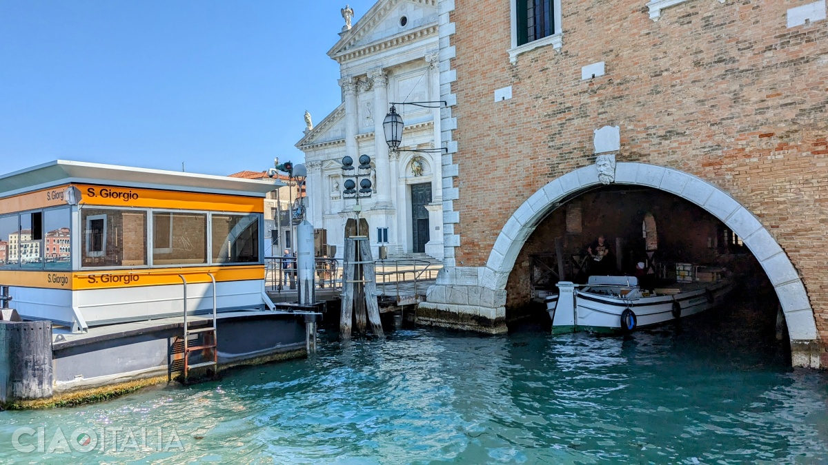The vaporetto stop on the island of San Giorgio Maggiore