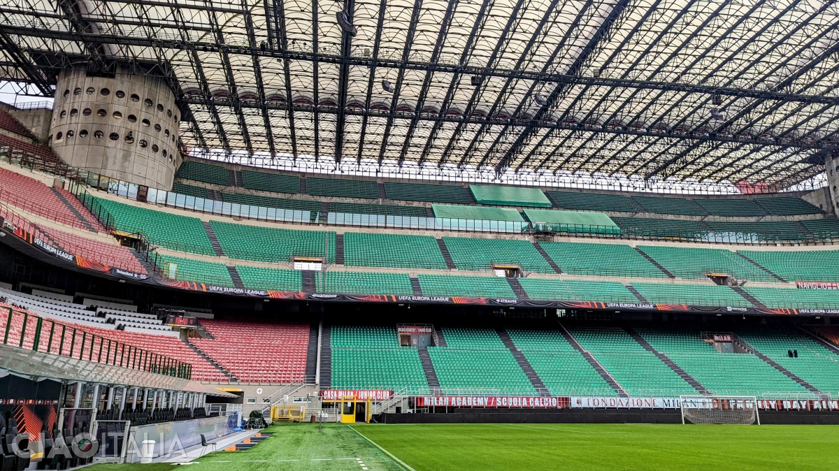 If you love football, don't fortget to visit the San Siro stadium.