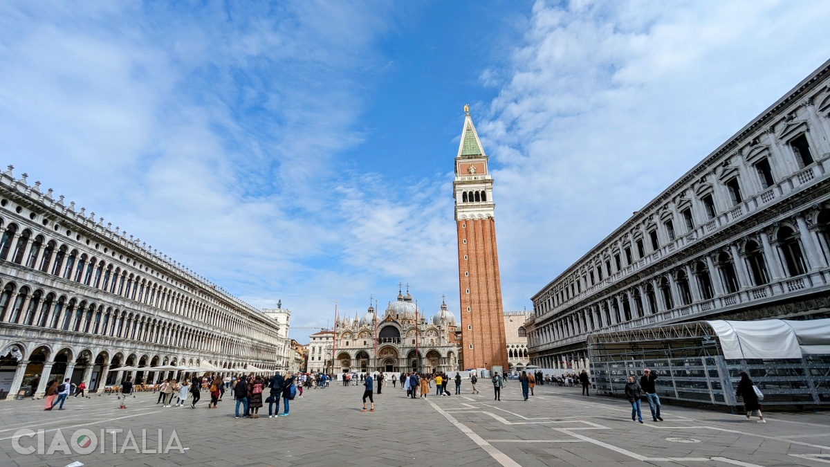 San Marco is the only "piazza" in Venice.