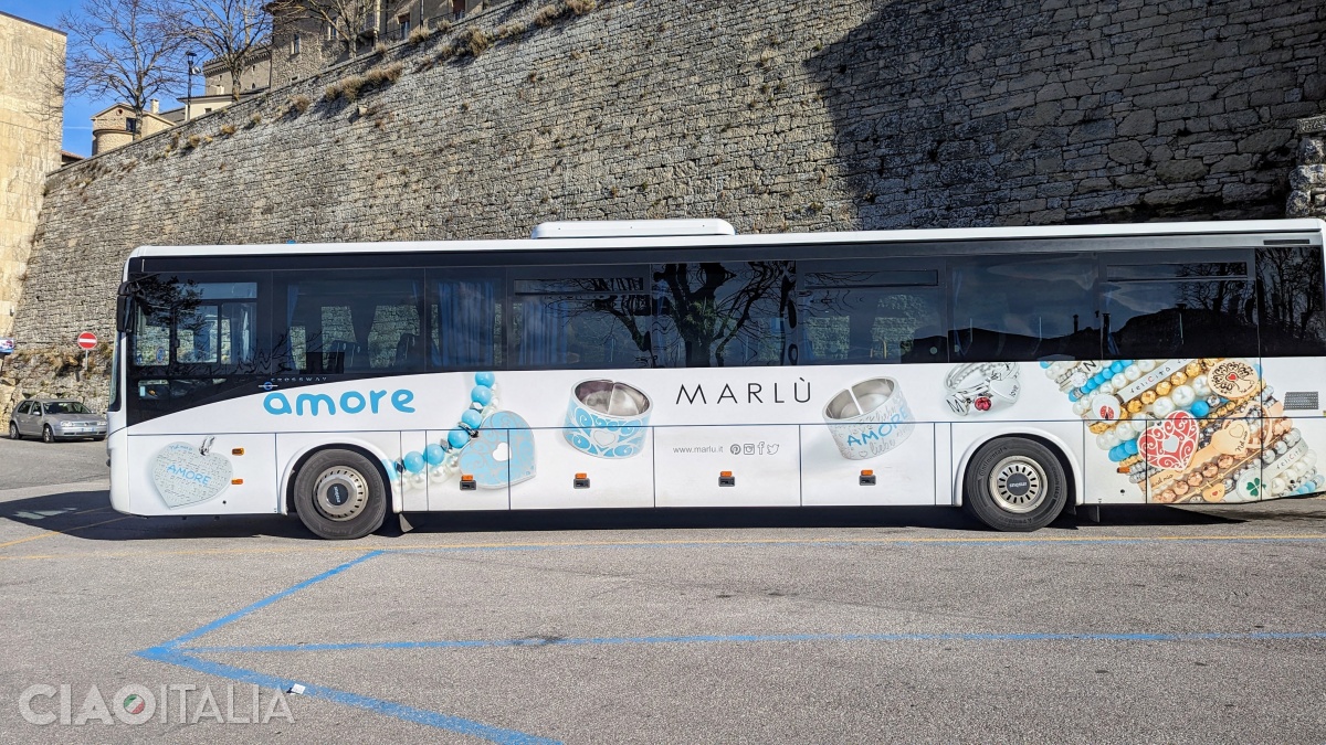The coaches stop in the specially designated parking area in Città di San Marino.