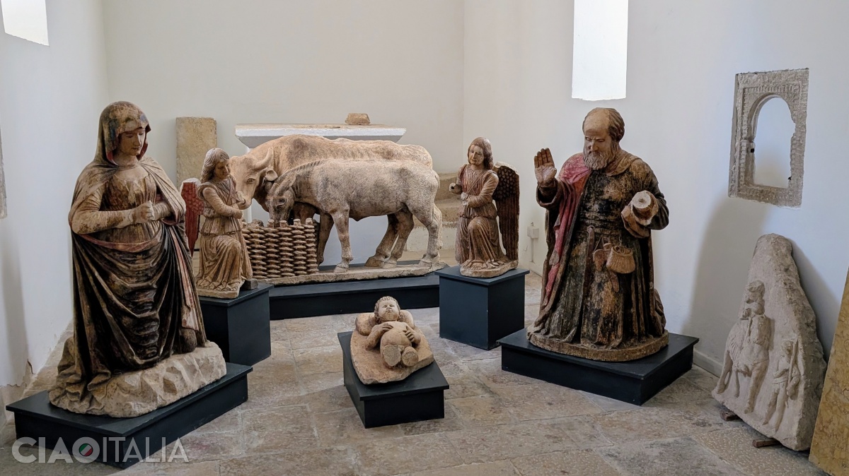 The sculptural group of the Nativity dates back to 1503.