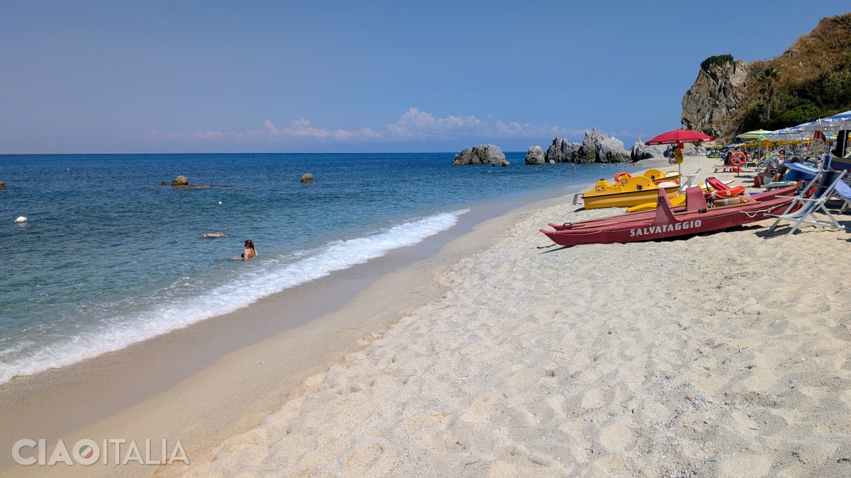 Vardanello Beach
