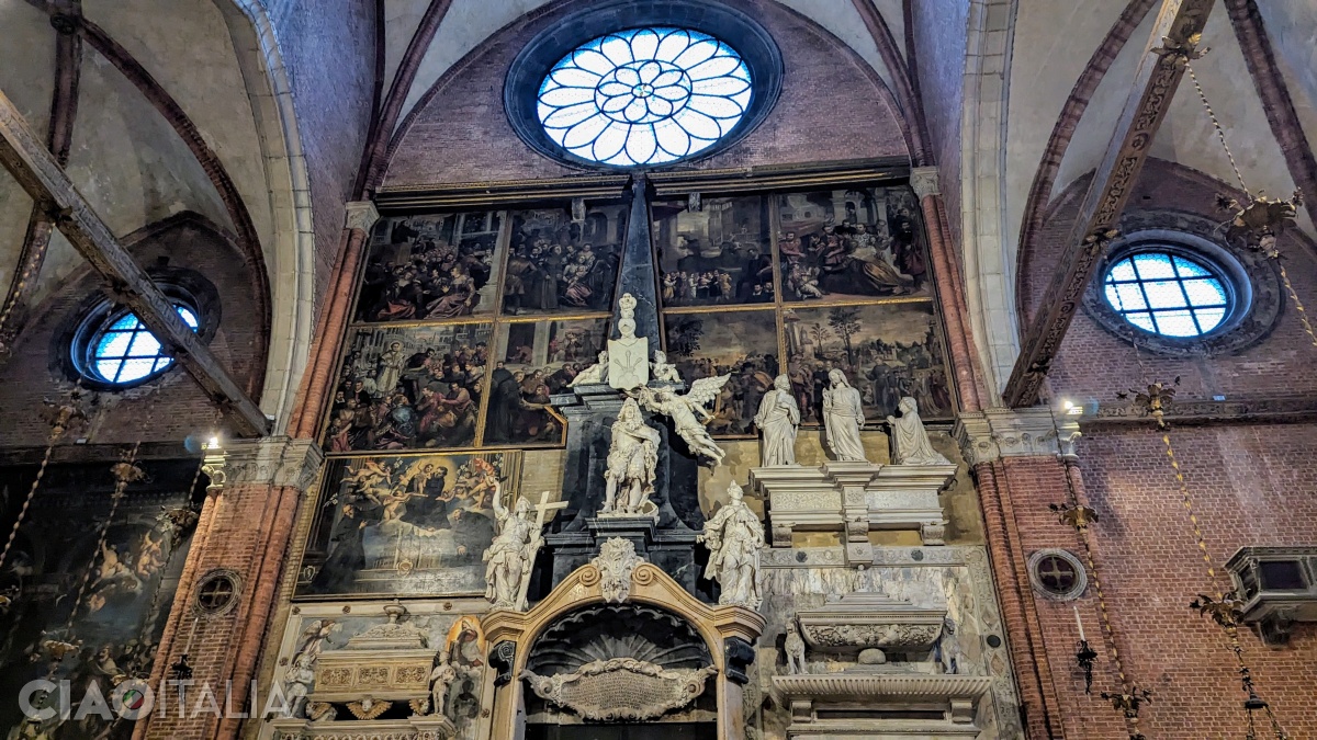 The interior decoration of the church façade
