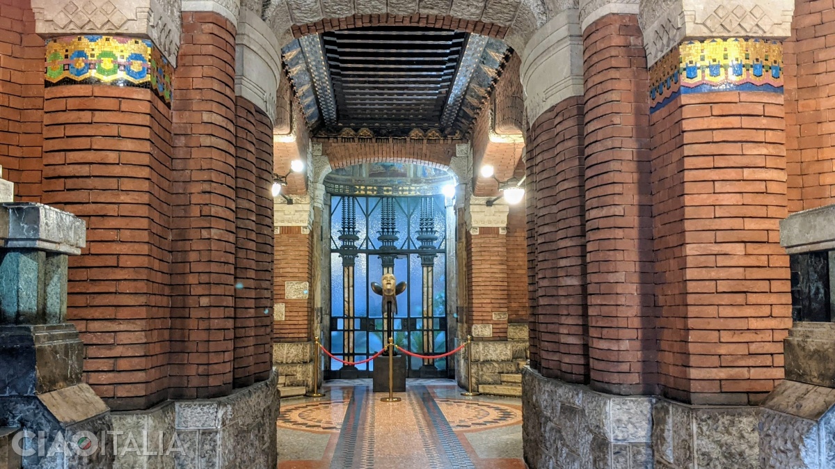Take a glance at the beautifully decorated hallway of the building