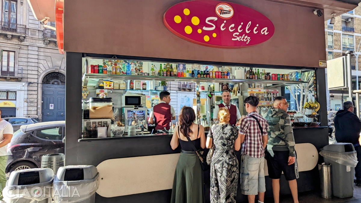 Seltz is usually sold at kiosks.