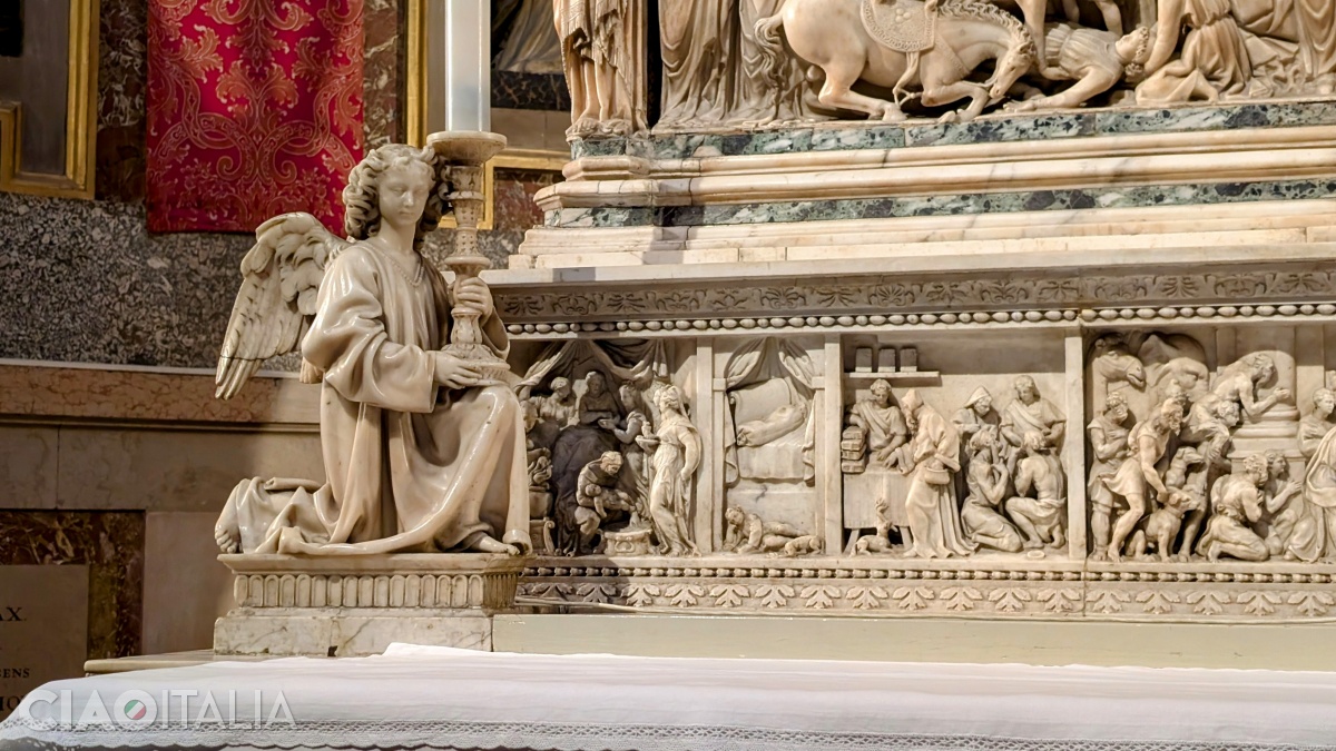 The angel sculpted by Niccolo d’Arca