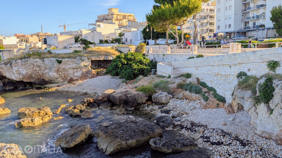 Cala Cozze Beach