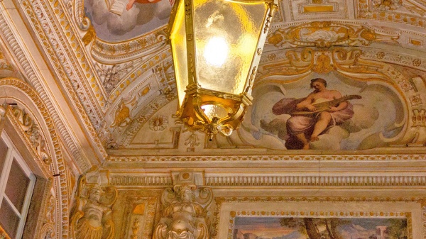 Guided Visit to the Rolli Palaces in Genoa
